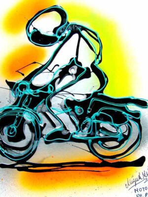 Motorizado de plata.